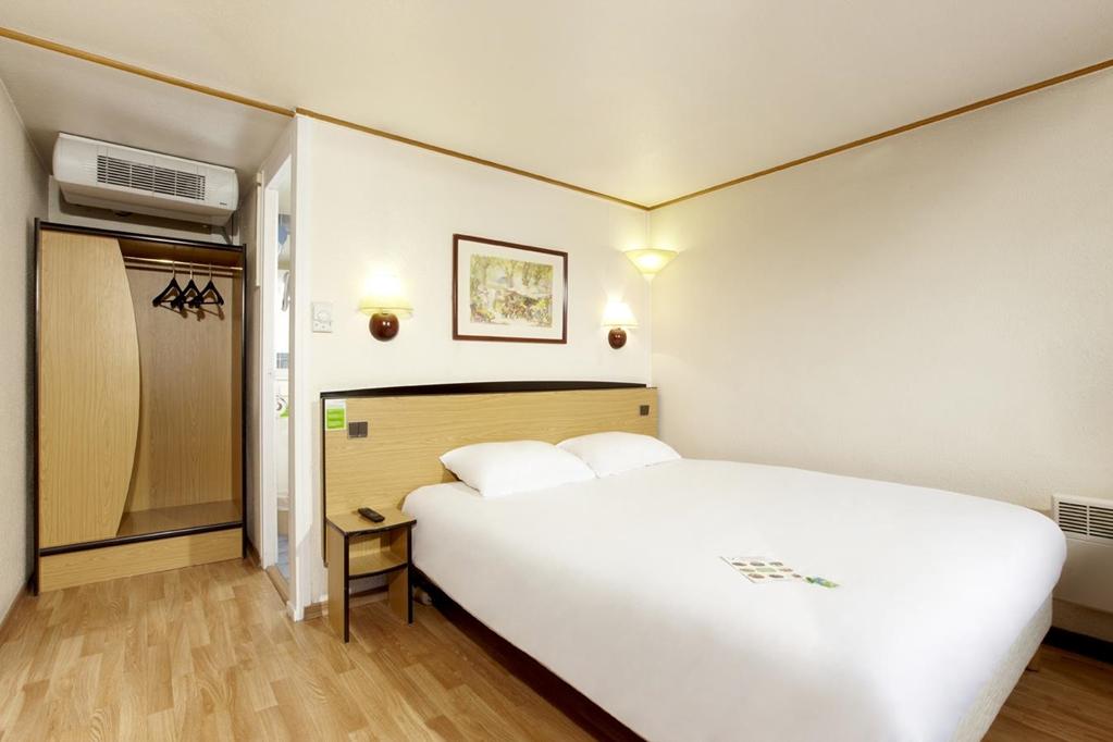 Kyriad Direct Marseille Ouest - مارتيج الغرفة الصورة