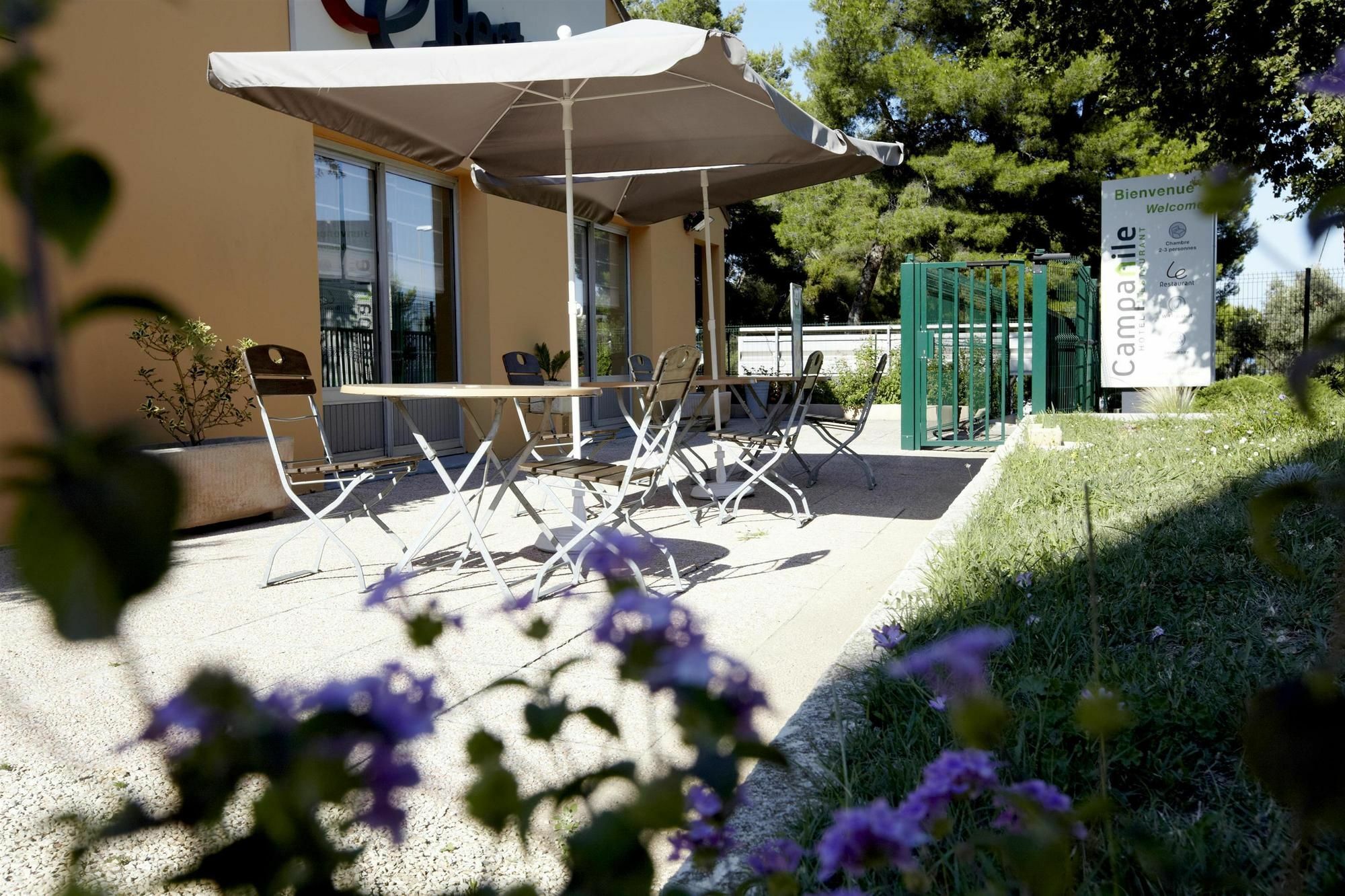 Kyriad Direct Marseille Ouest - مارتيج المظهر الخارجي الصورة