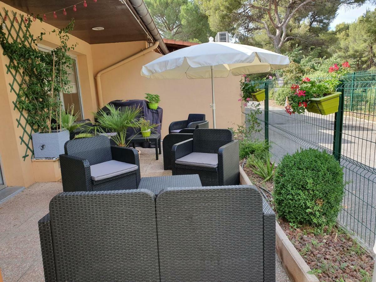 Kyriad Direct Marseille Ouest - مارتيج المظهر الخارجي الصورة