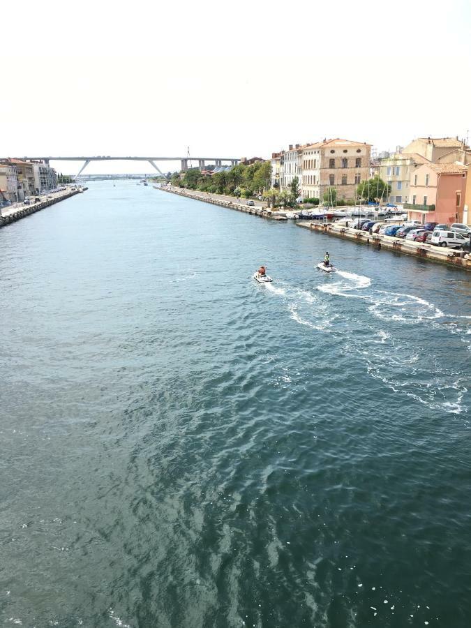 Kyriad Direct Marseille Ouest - مارتيج المظهر الخارجي الصورة